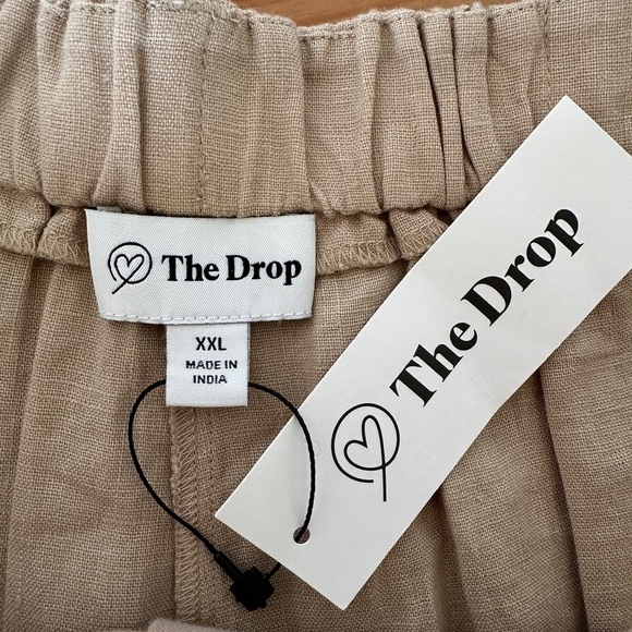 The Drop | 100% Linen Millie Loose Fit Pleated Long Shorts - Picture 5 of 7